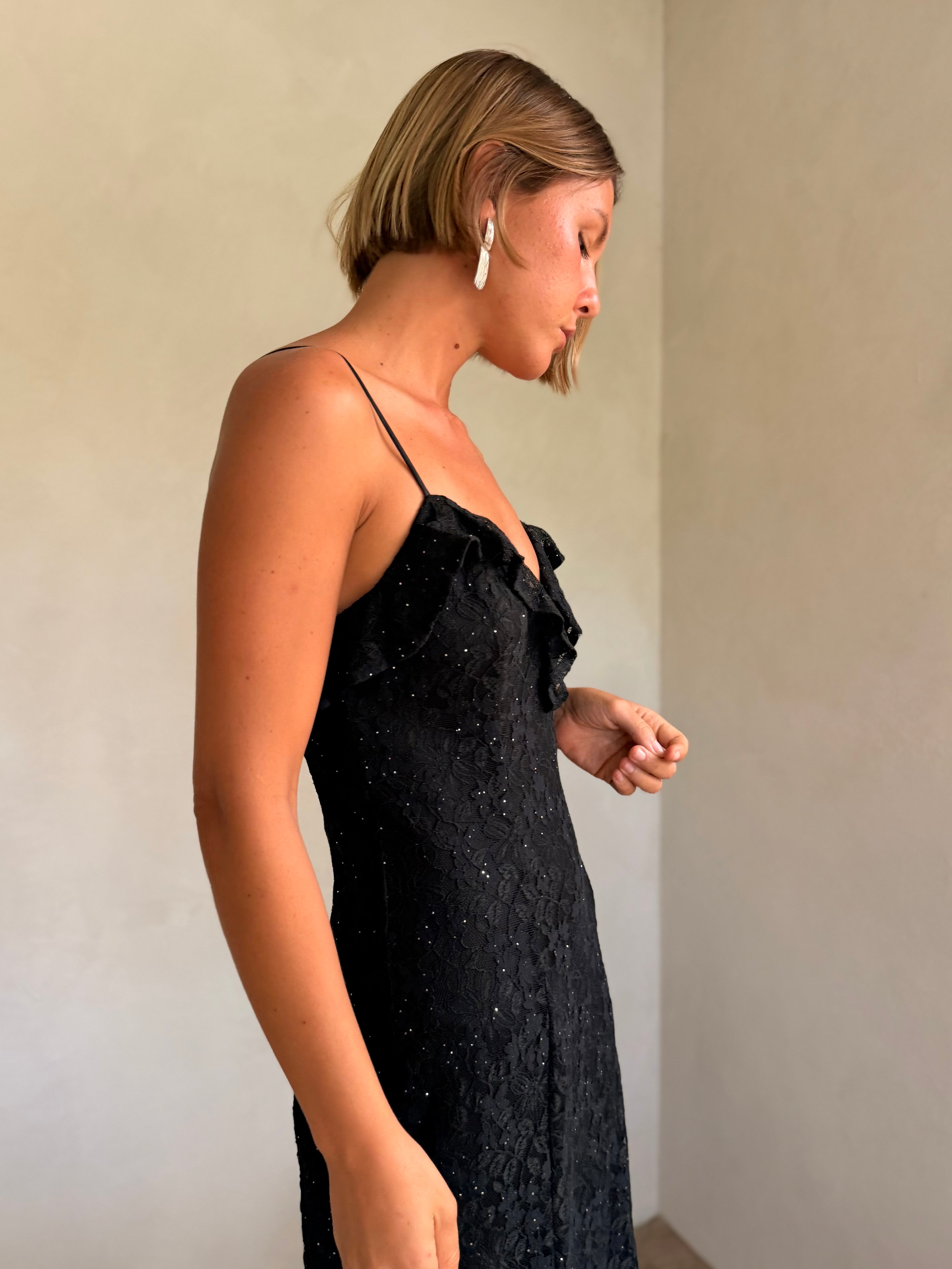Leonie by ASTR