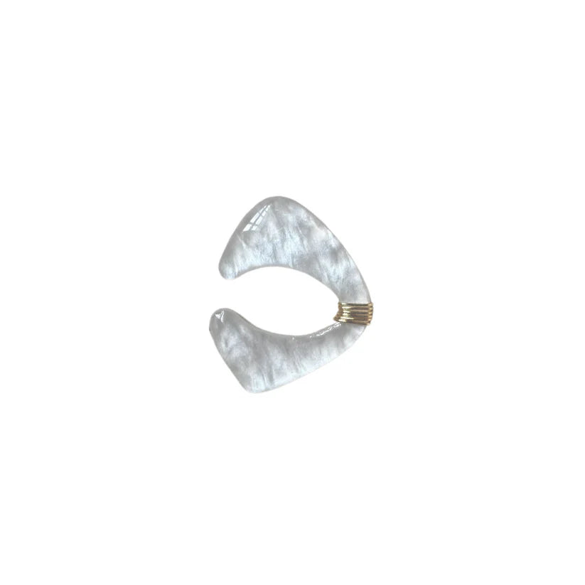 Earcuff_Madre_Perla.webp