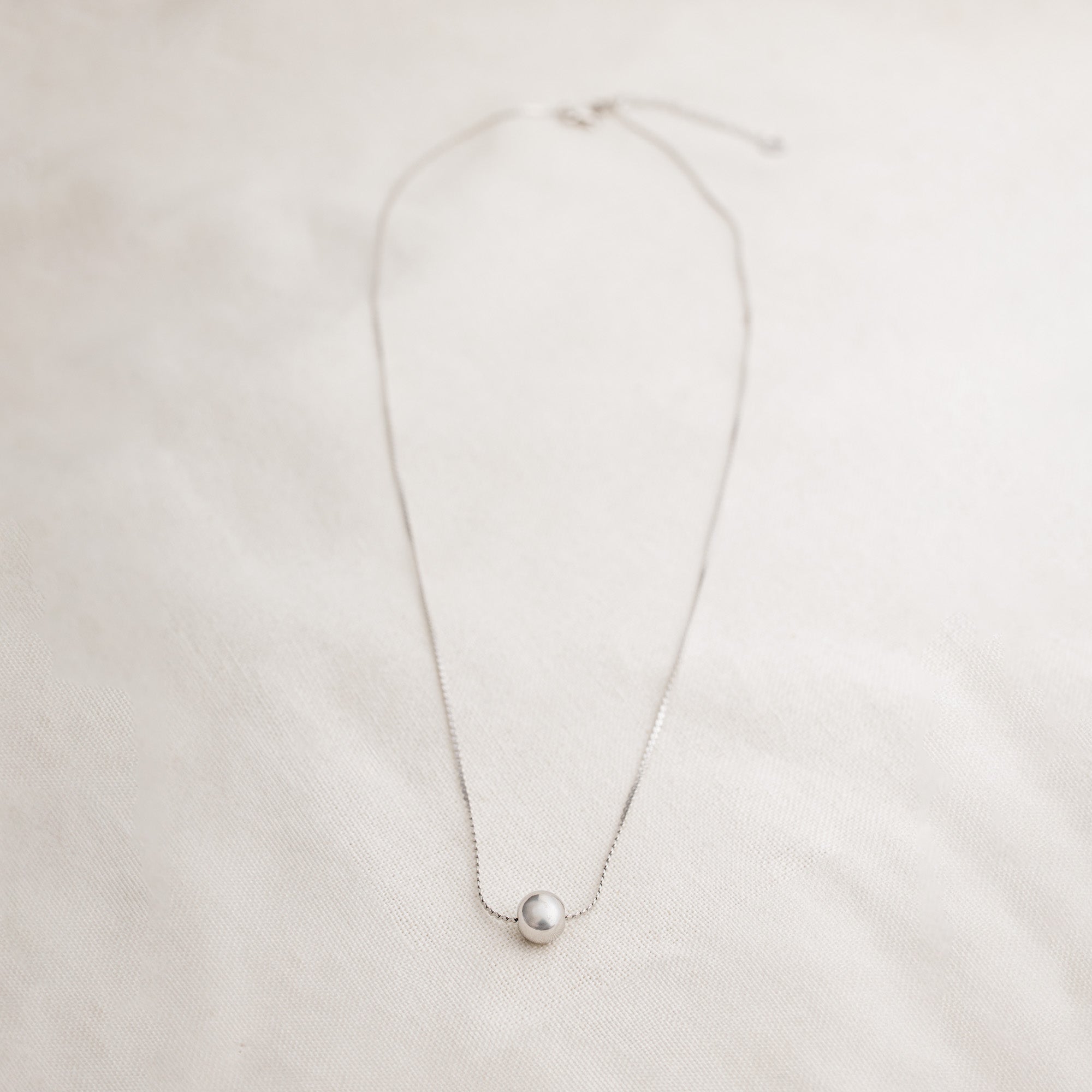 Nyxia Necklace