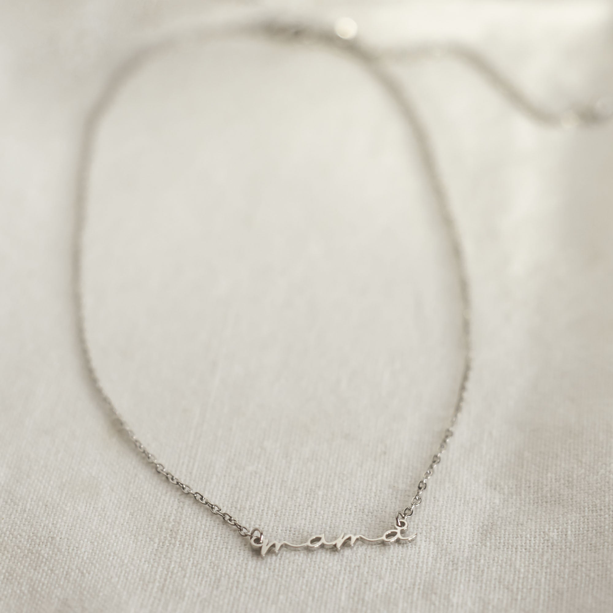 Mamá Necklace
